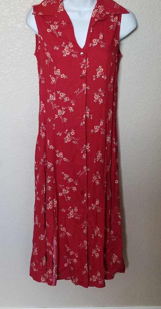 Red Sleeveless Size 4 Dress